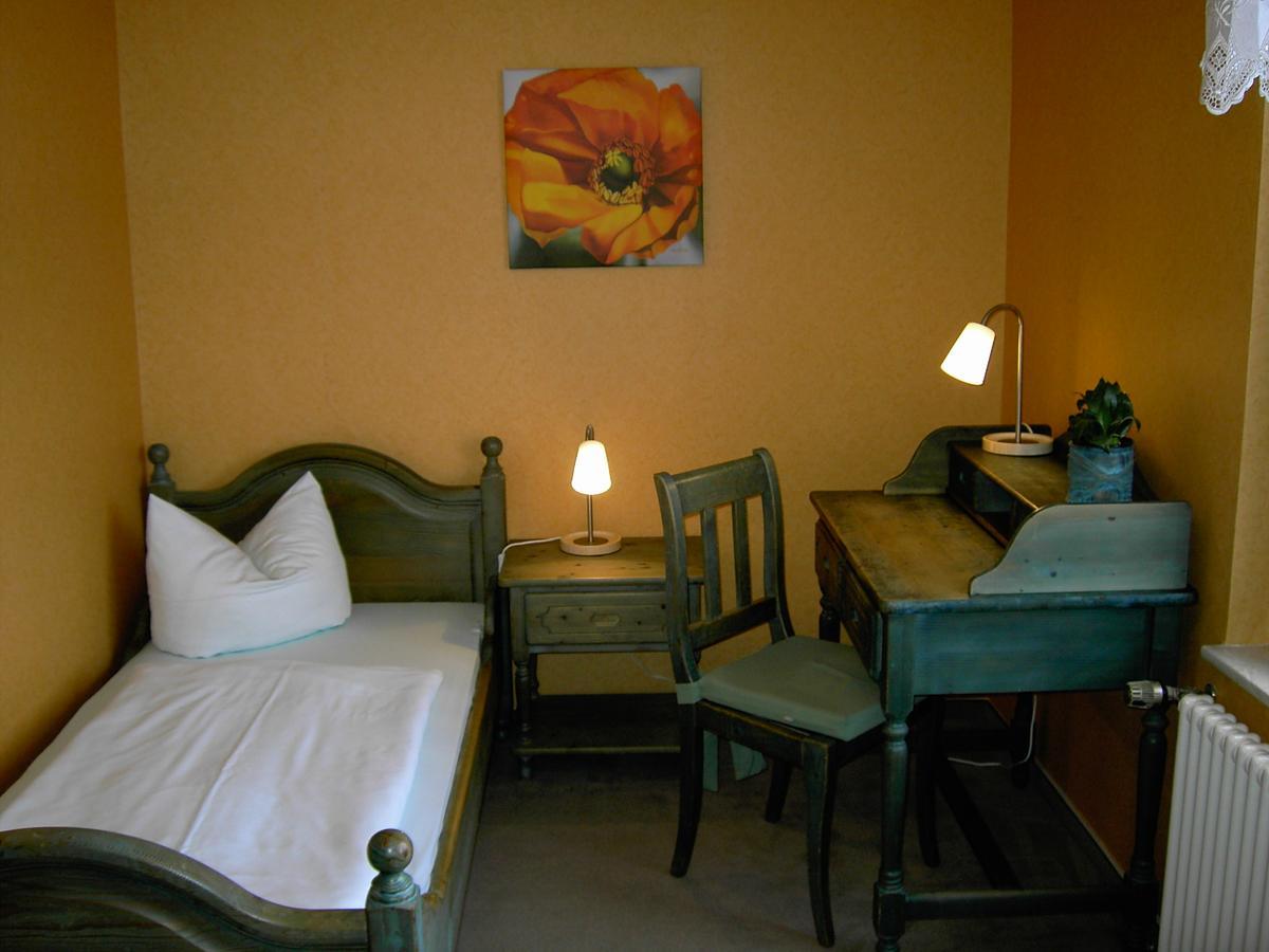 Landhotel Am Fuchsbach Berga  Екстериор снимка