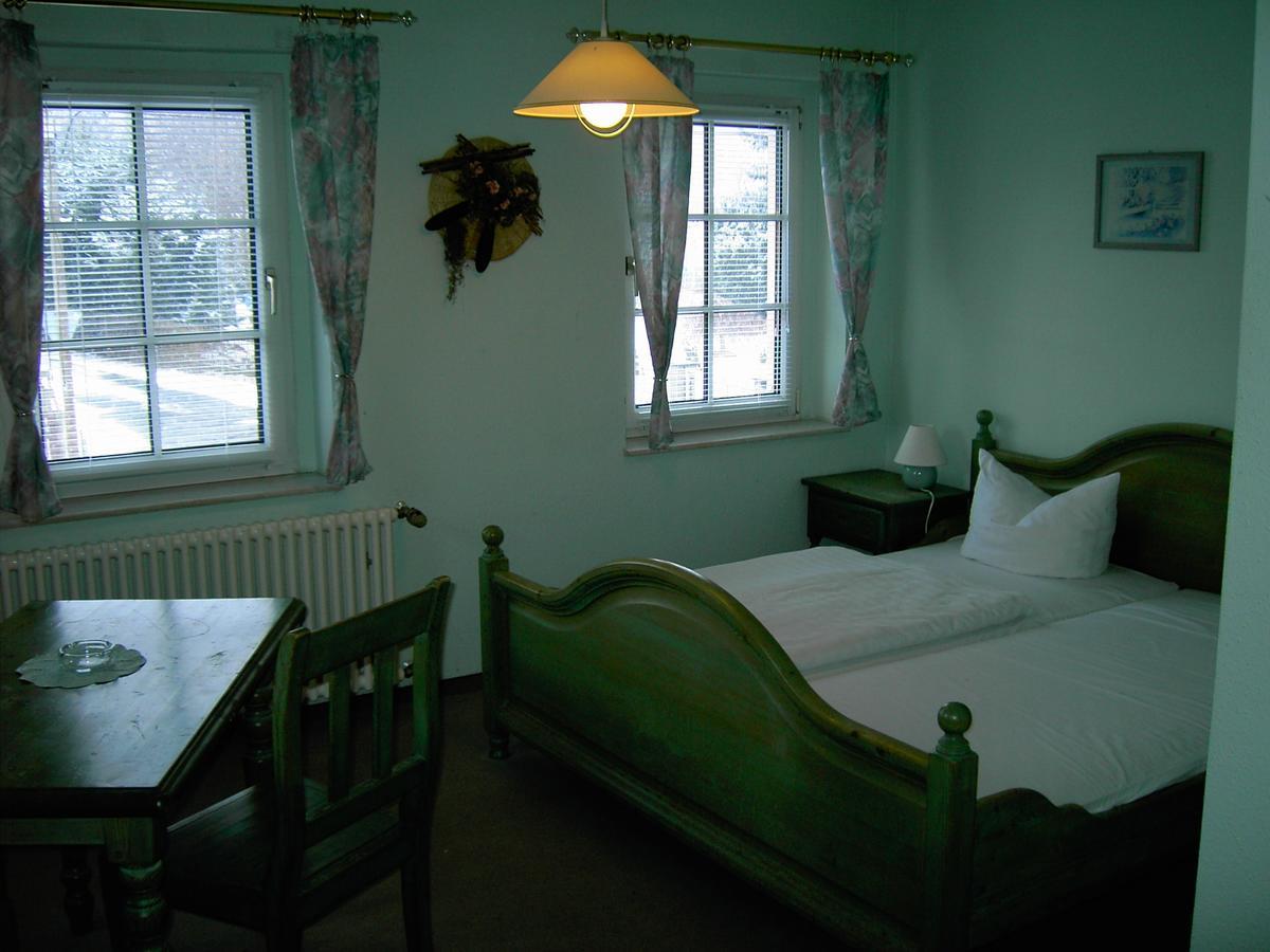 Landhotel Am Fuchsbach Berga  Екстериор снимка